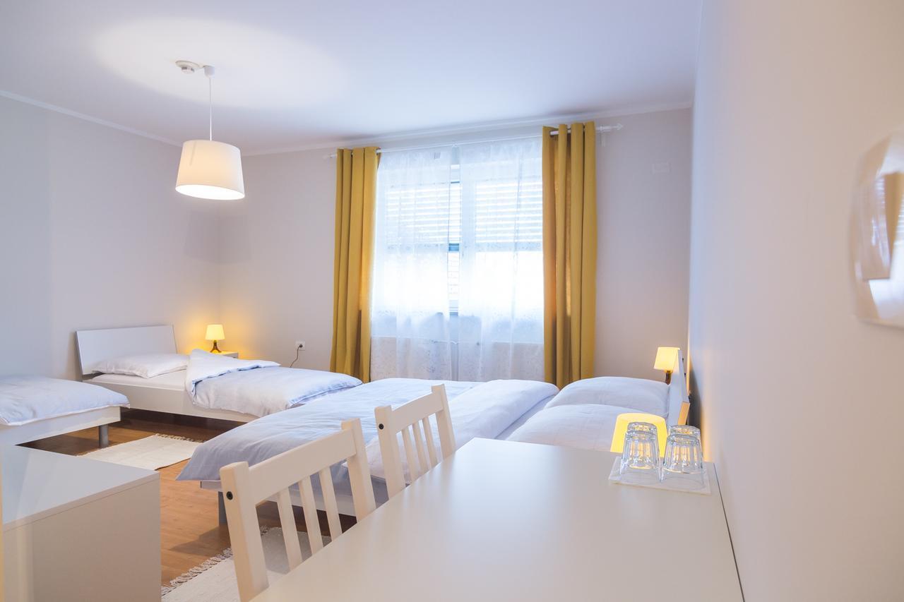 Hop House Garni Hotel Postojna Extérieur photo